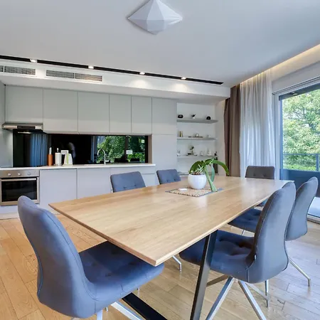 Lägenhet Ziza-2 By Interhome Opatija