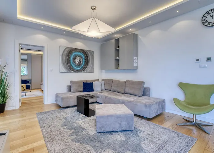 Appartamento Ziza-2 By Interhome